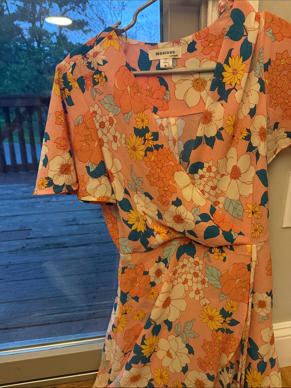 Monteau Pink/Peach Flutter Sleeve Floral Wrap Dress Sz Med